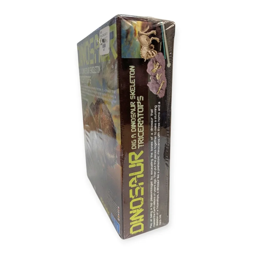 4M KidzLabs Dig A Dinosaur Skeleton Triceratops Excavation Kit 3545 New‎